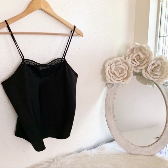 Black camisole with lace trim - Picture 4 of 7